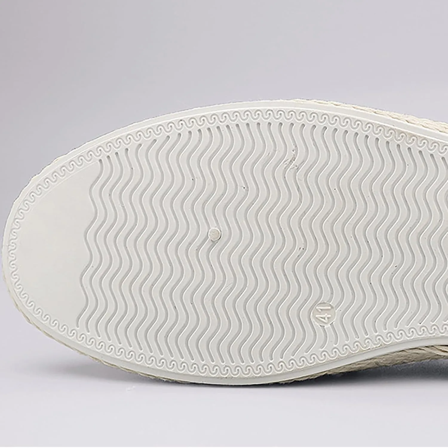 2025 Summer Men's Lazy Linen Casual Shoes Korean Students with A Straw Woven Board Shoes Men Dress Leather Sneaker