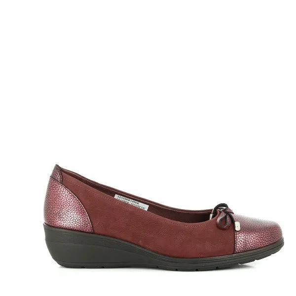 24 Hrs 23366 Burgundy Pumps