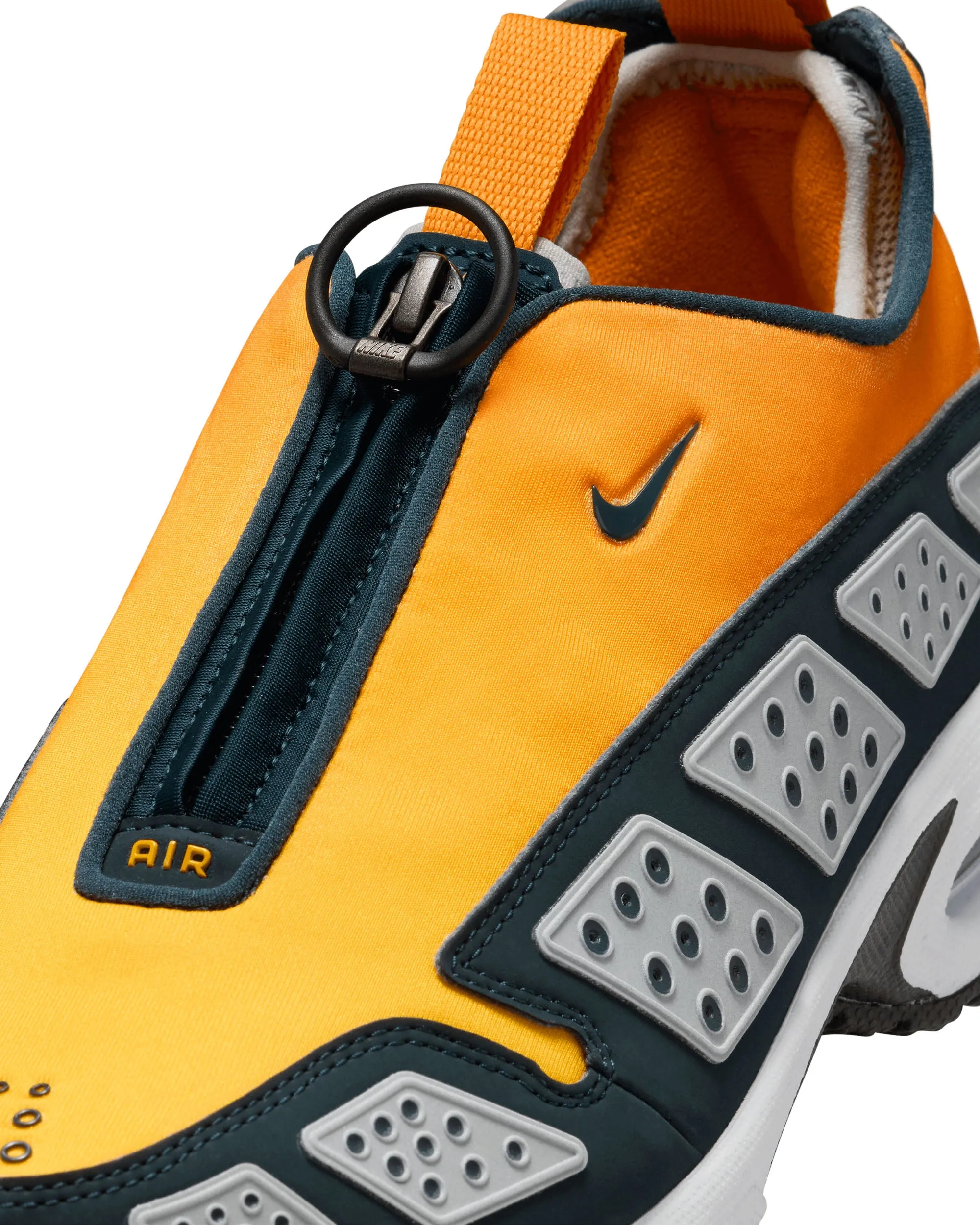 Air Max Sndr - Canyon Gold / Deep Ocean / Light Smoke Grey