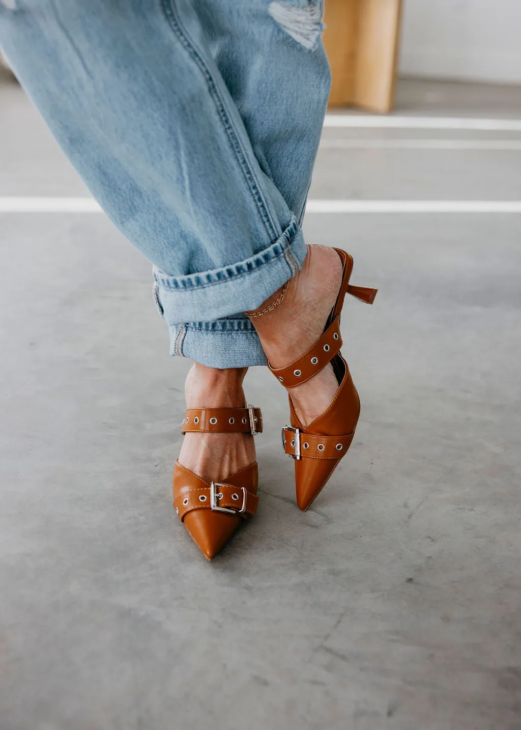 Archer Kitten Heels