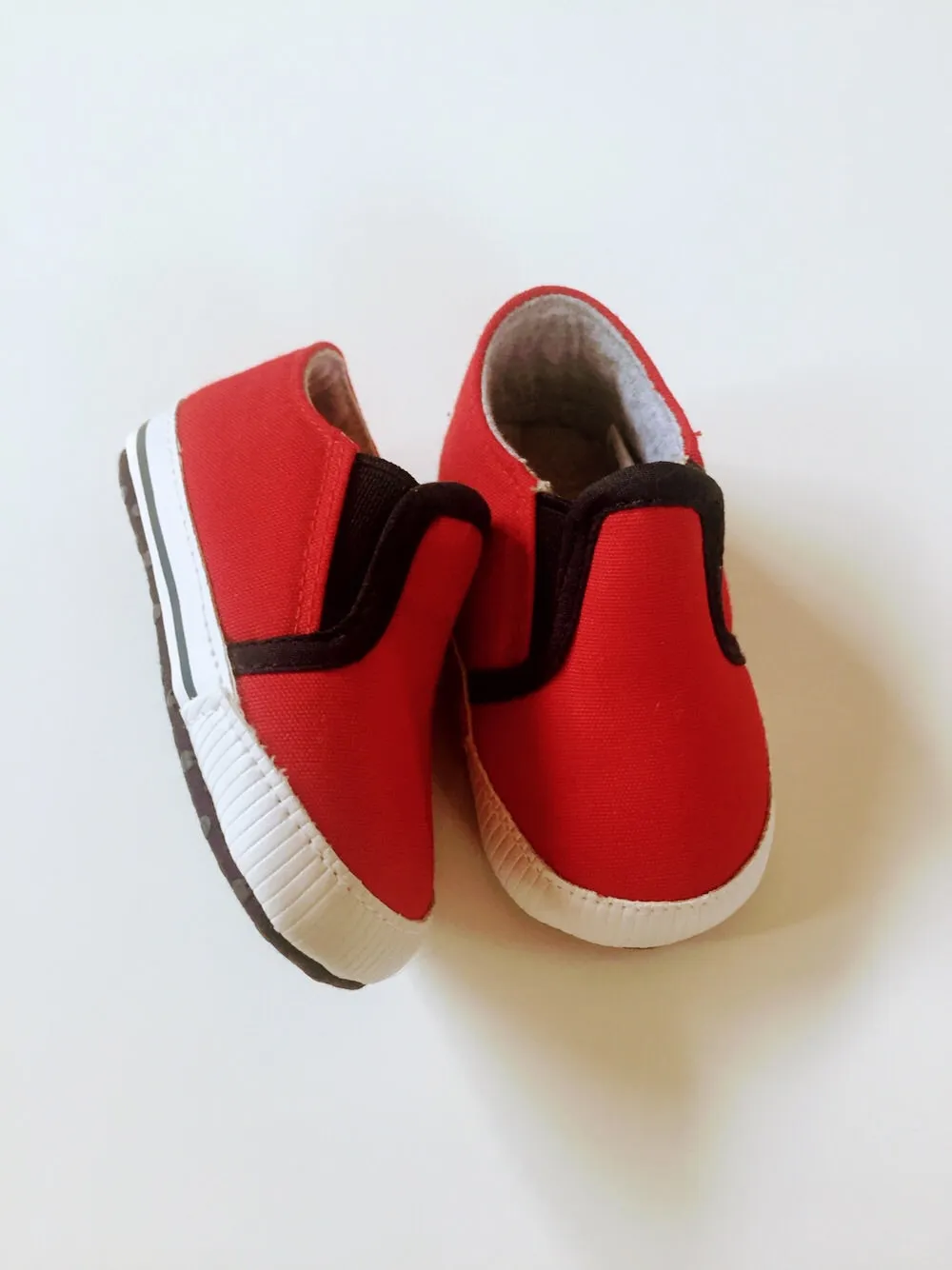 Boys slip ons