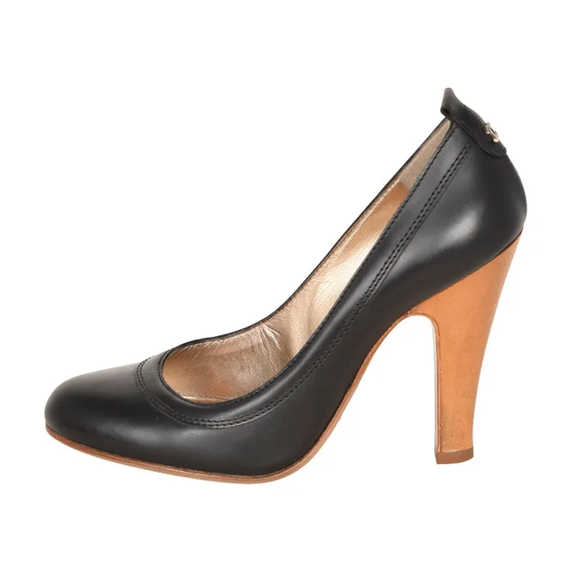 Chanel Leather Pumps