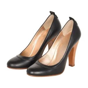 Chanel Leather Pumps
