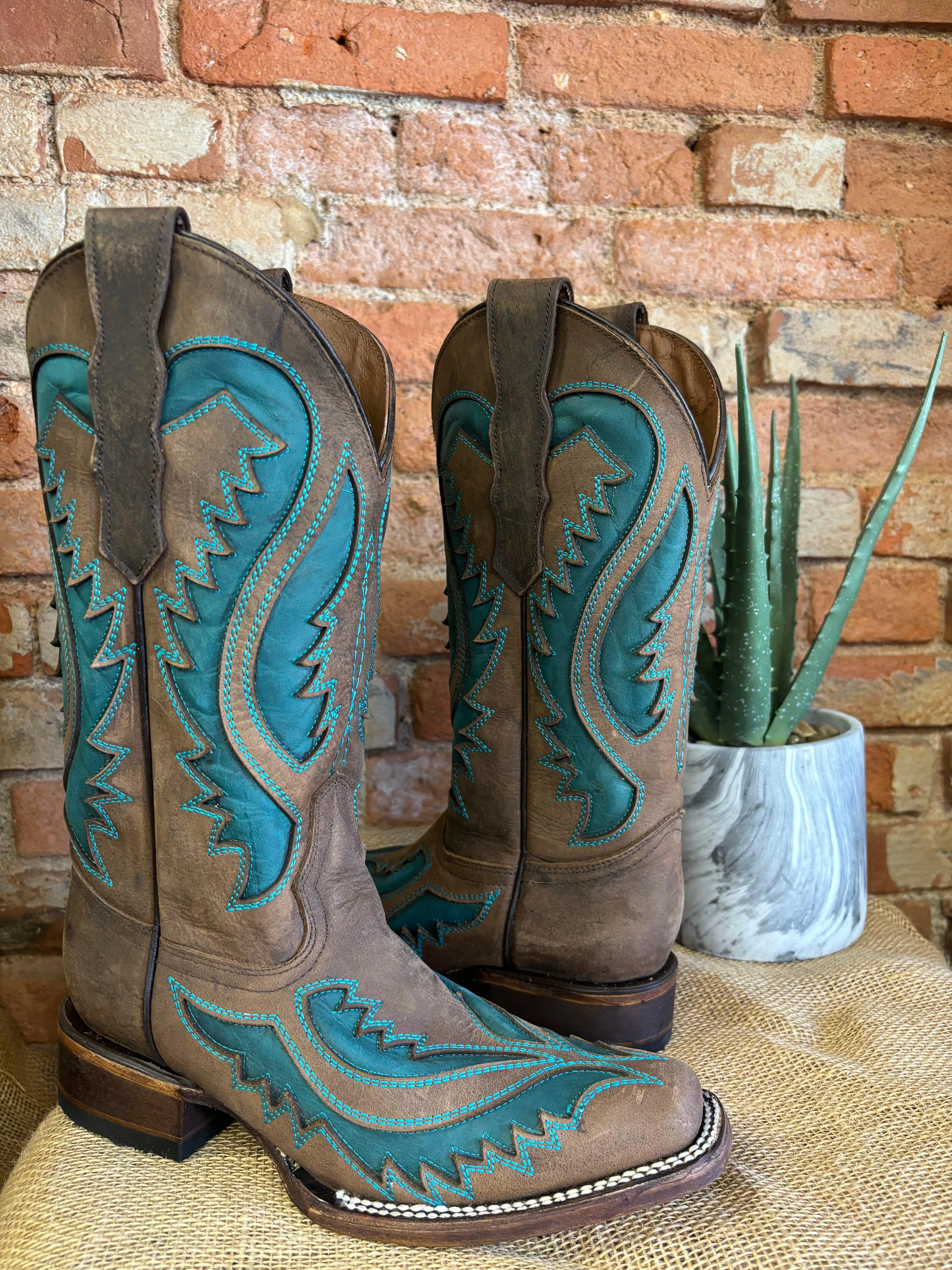 Circle G Women's Brown & Turquoise Inlay Square Toe Cowgirl Boots L6128