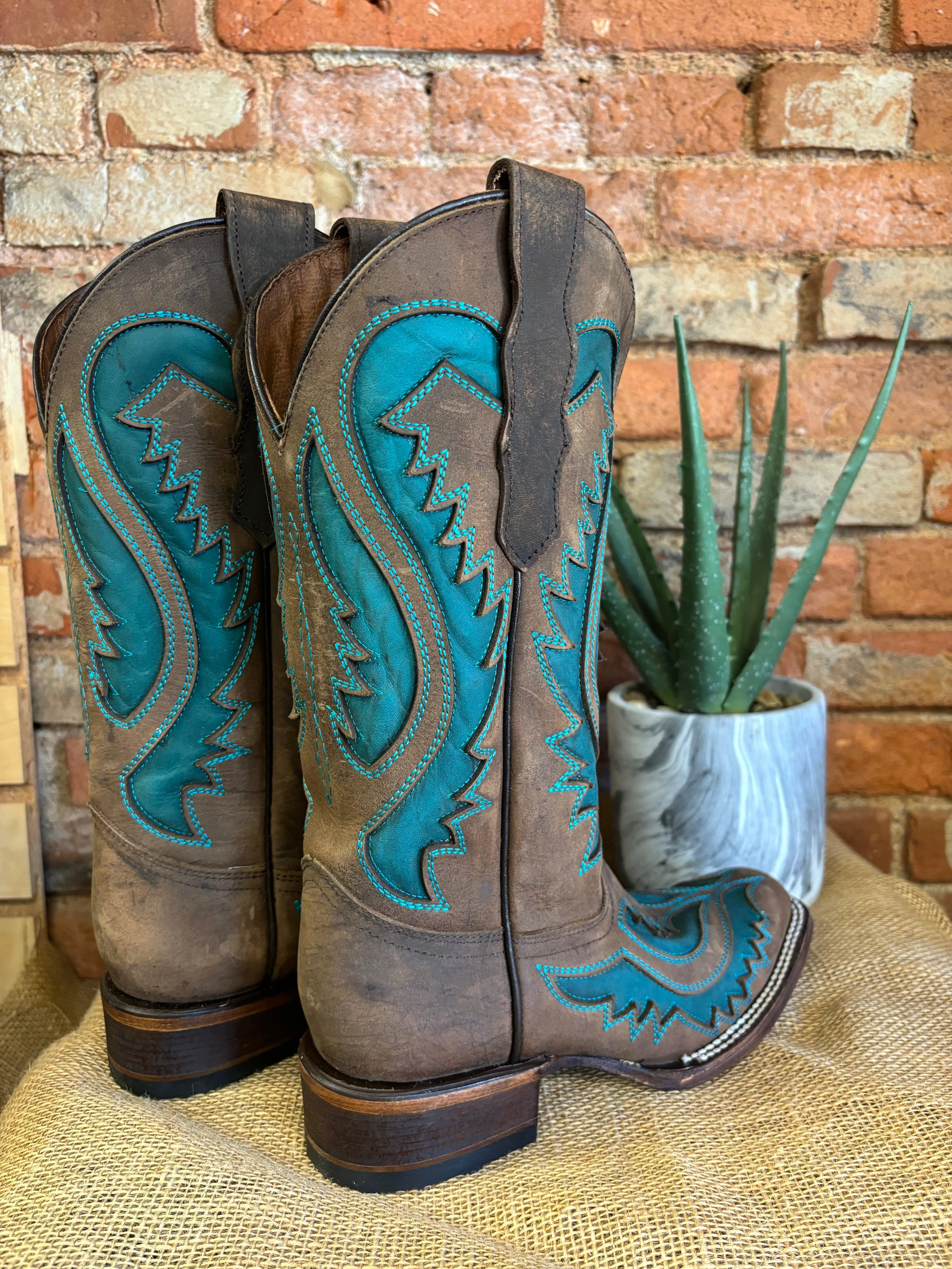 Circle G Women's Brown & Turquoise Inlay Square Toe Cowgirl Boots L6128