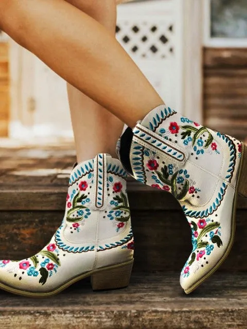 Cowgirl Flower Embroidery Boots Plus Size Western Cowboy Ankle  Boots