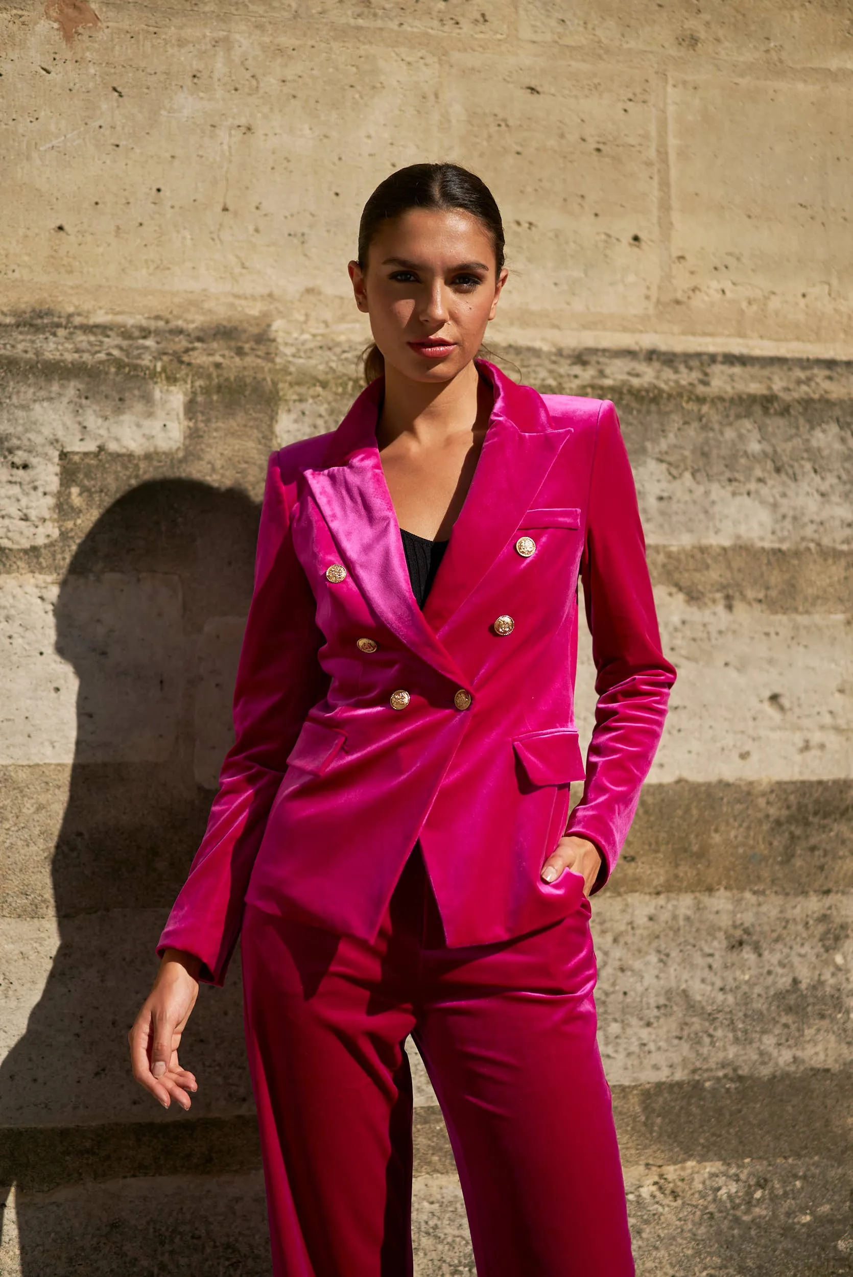 Double-breasted Velvet Blazer with Gold Buttons Magenta