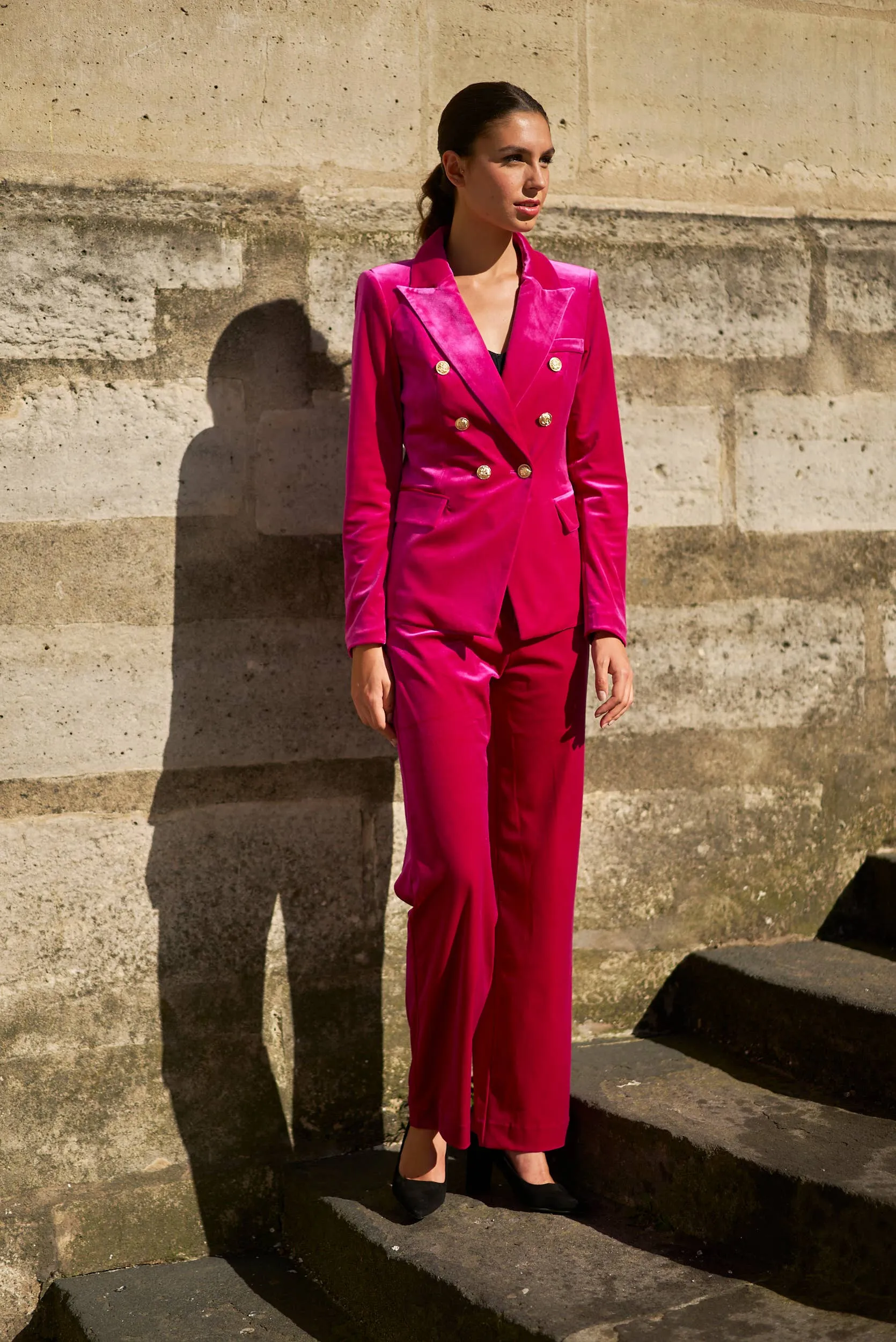 Double-breasted Velvet Blazer with Gold Buttons Magenta
