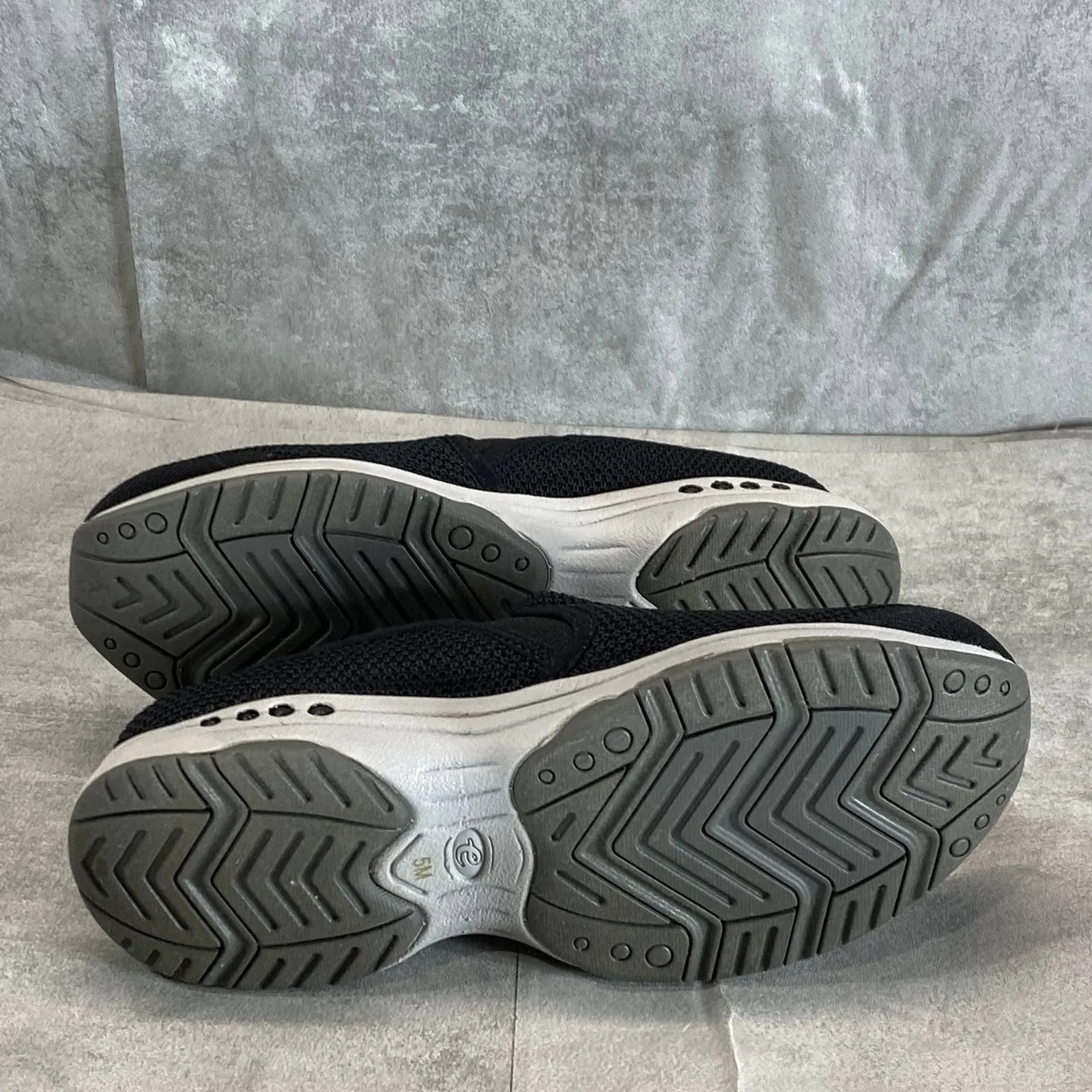 EASY SPIRIT Women's Black Takeknit2 Knit Round-Toe Slip-On Mules SZ 5