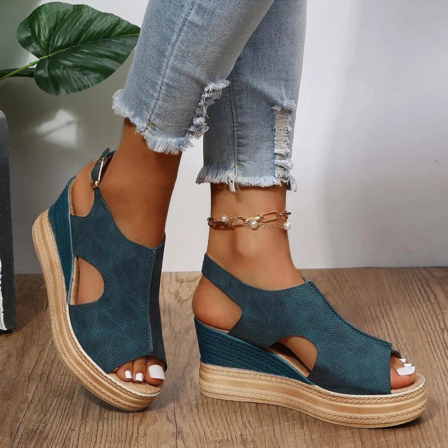 Eduavar Wedge Sandals for Women, Sandals Women Retro Roman Sandals Summer Breathable Sandals Outdoor Flip Flops