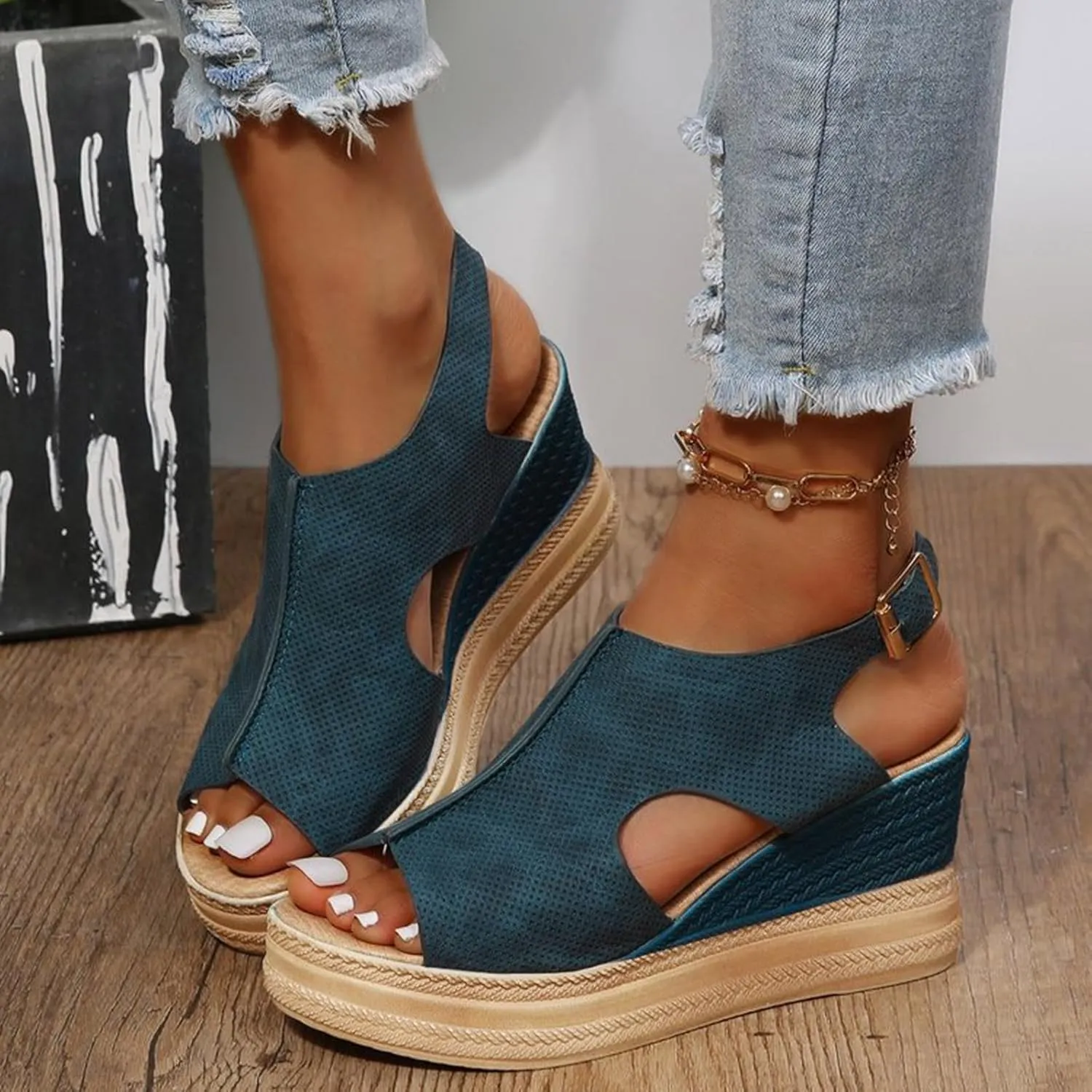 Eduavar Wedge Sandals for Women, Sandals Women Retro Roman Sandals Summer Breathable Sandals Outdoor Flip Flops