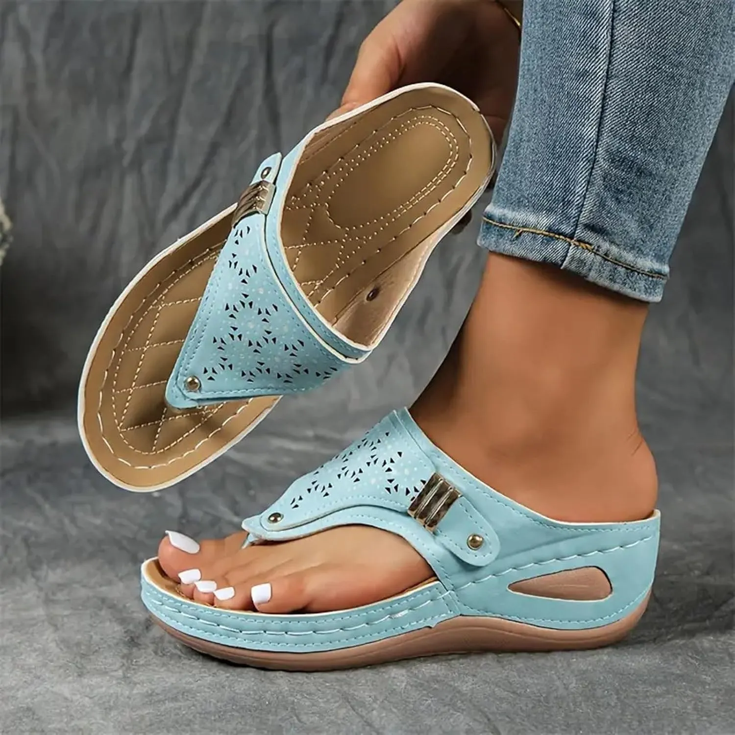 Eduavar Womens Sandals Slip On with Arch Support Orthopedic Comfortable Flip Flops Cushion Footbed Platform Thong Sandals