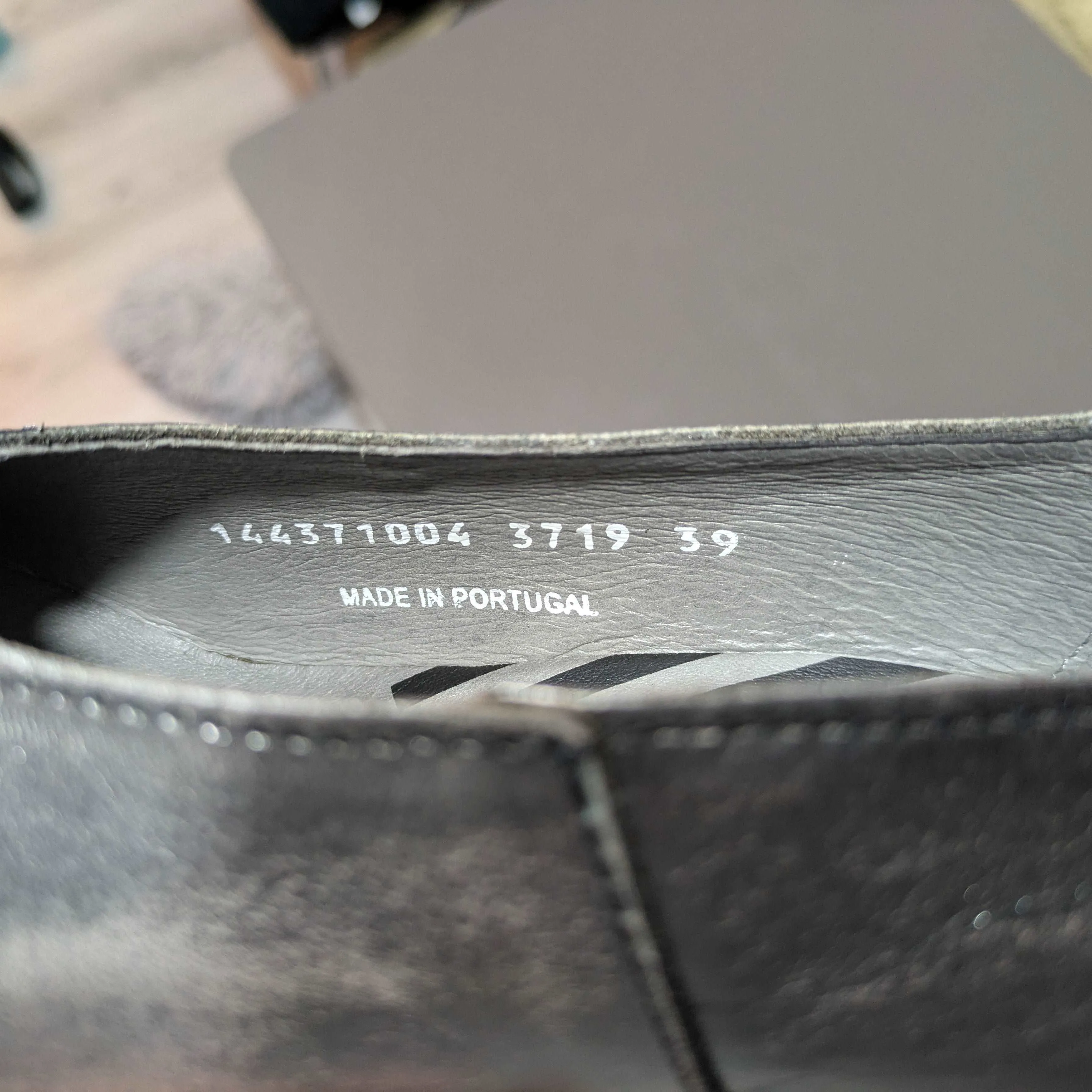Fly London Women's Saco371fly Closed Toe Heels - (Size EU 39 / UK 6 / US 8.5)