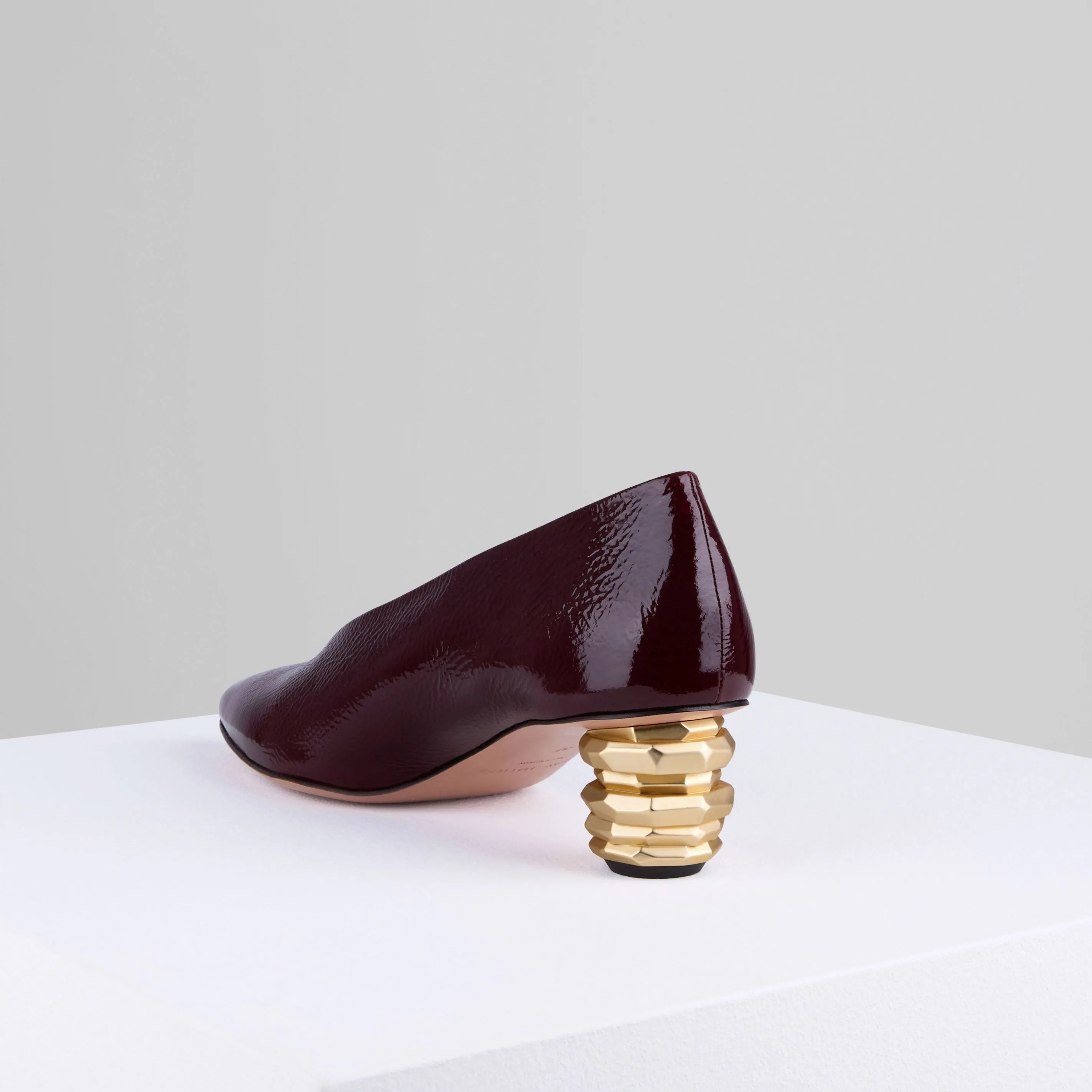 Gemma Pumps in Barolo