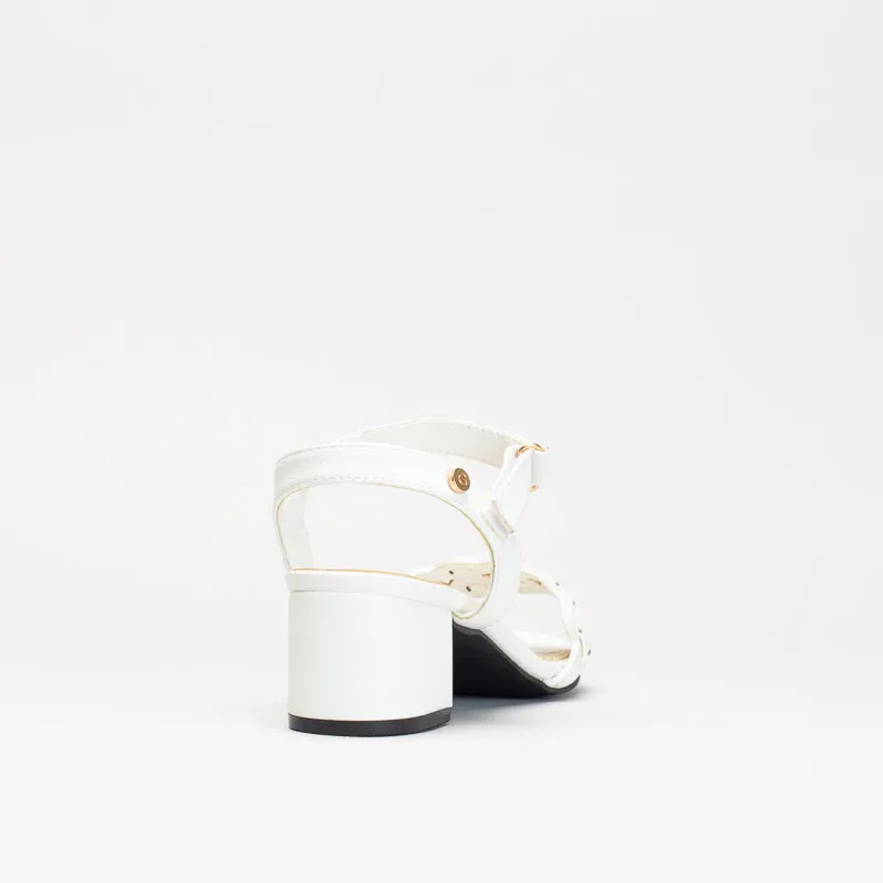 Giovanni Women Comfort Scalloped Block Heel Sandal _ 150554