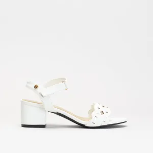Giovanni Women Comfort Scalloped Block Heel Sandal _ 150554