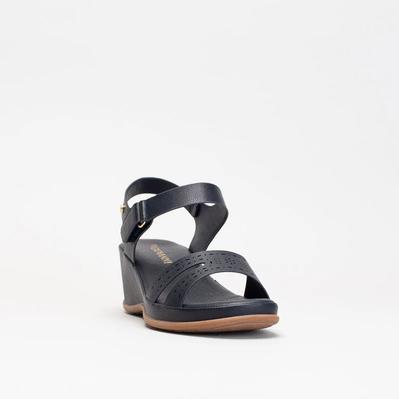 Giovanni Women Comfort Wedge Sandal _ 150558