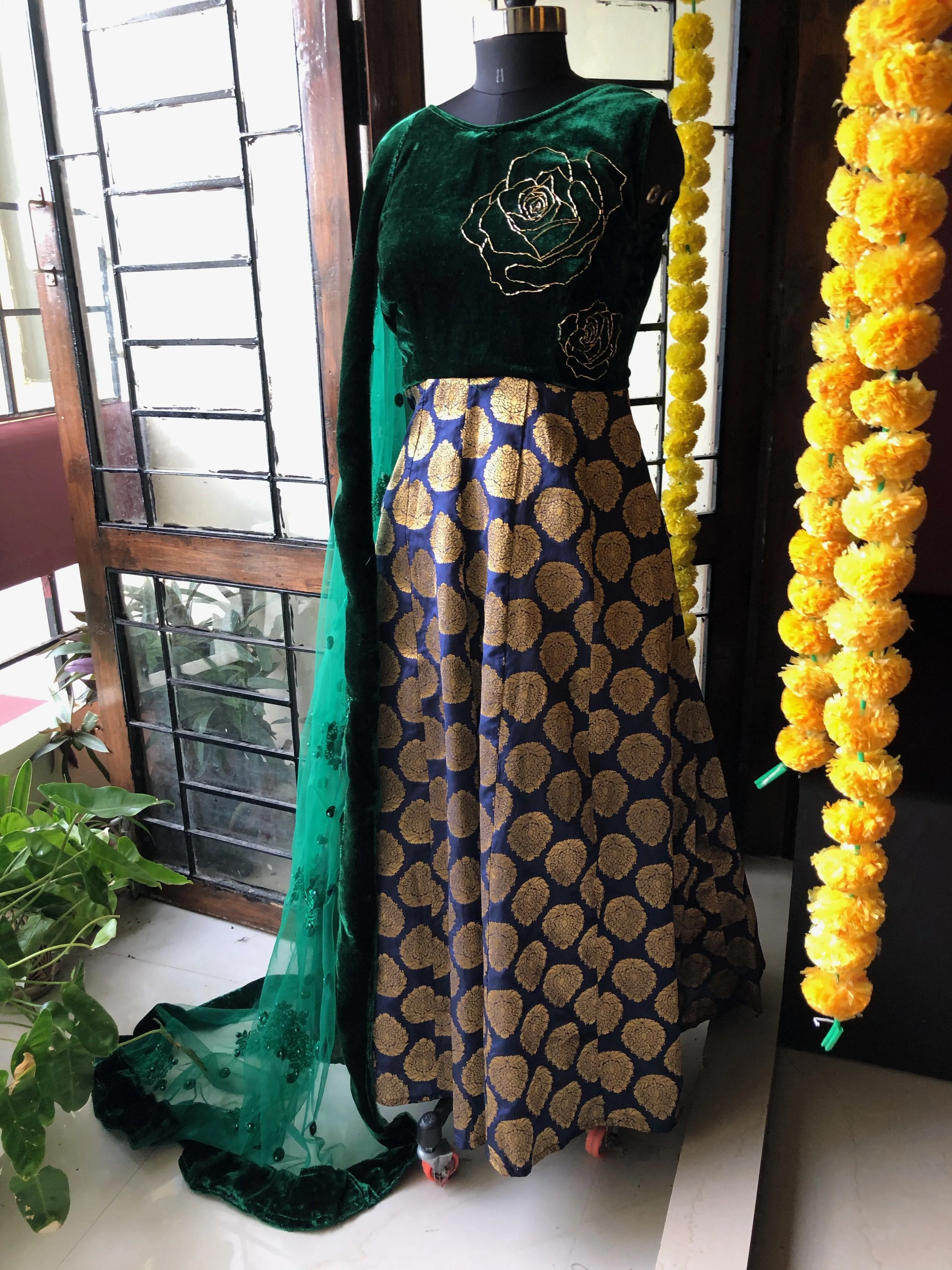 Greeney banarasi bottom embroidery salwar