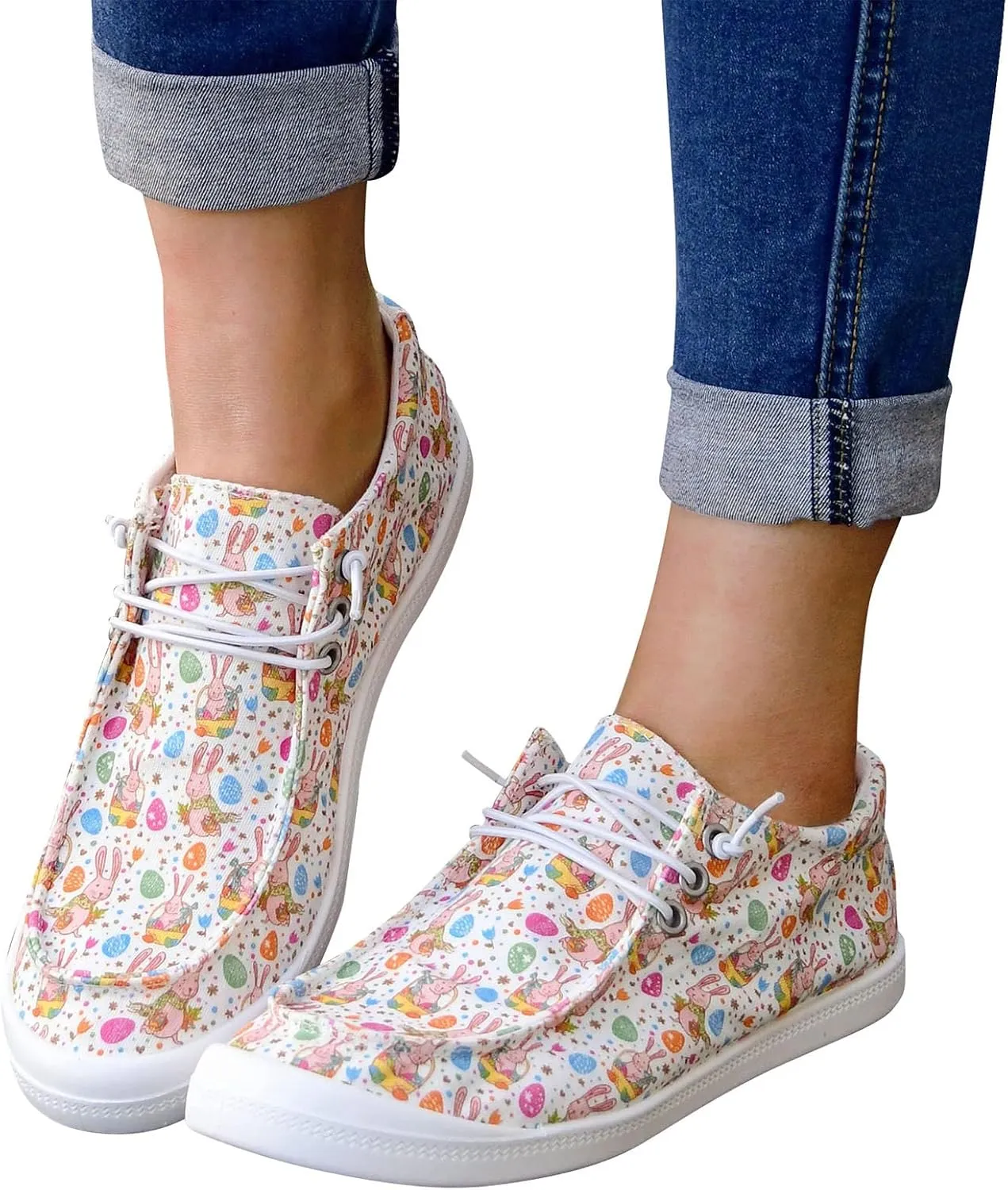 Gumipy Women's Lace-Up Loafers Valentine's Day Love Heart Print Fashion Sneaker Comfortable Lightweight Canvas Shoes Breathable Walking Shoes