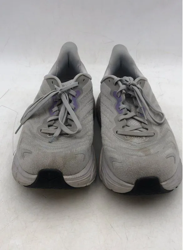 Hoka One One Women's Arahi 6 Gray Running Shoes - Size 9D