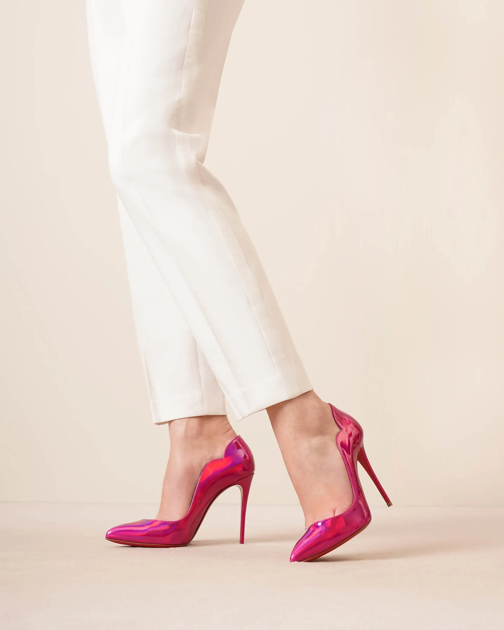 Hot Chick 100 patent psychic pink pumps