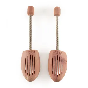 In Shoes We Trust - Cedar Shoe Trees for Women - Round Toe