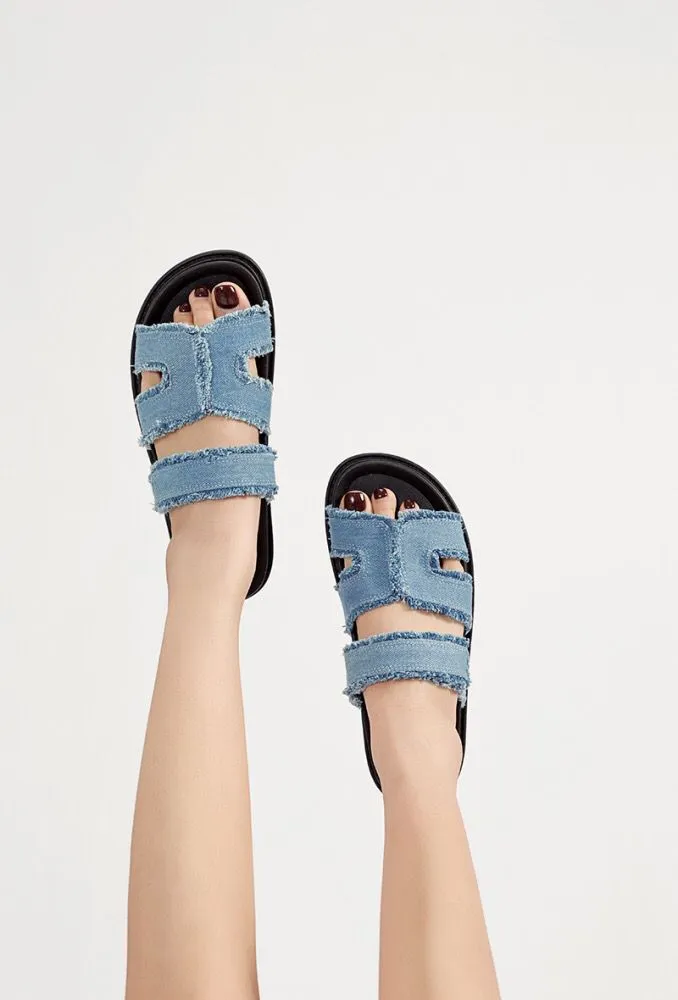LIGHT BLUE GLADIATOR STRAP FLAT SLIDER SANDALS MULES