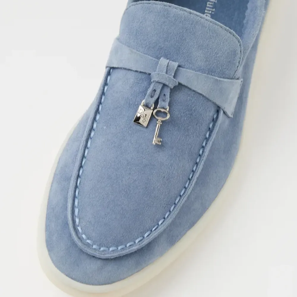 LYDEA FLAT