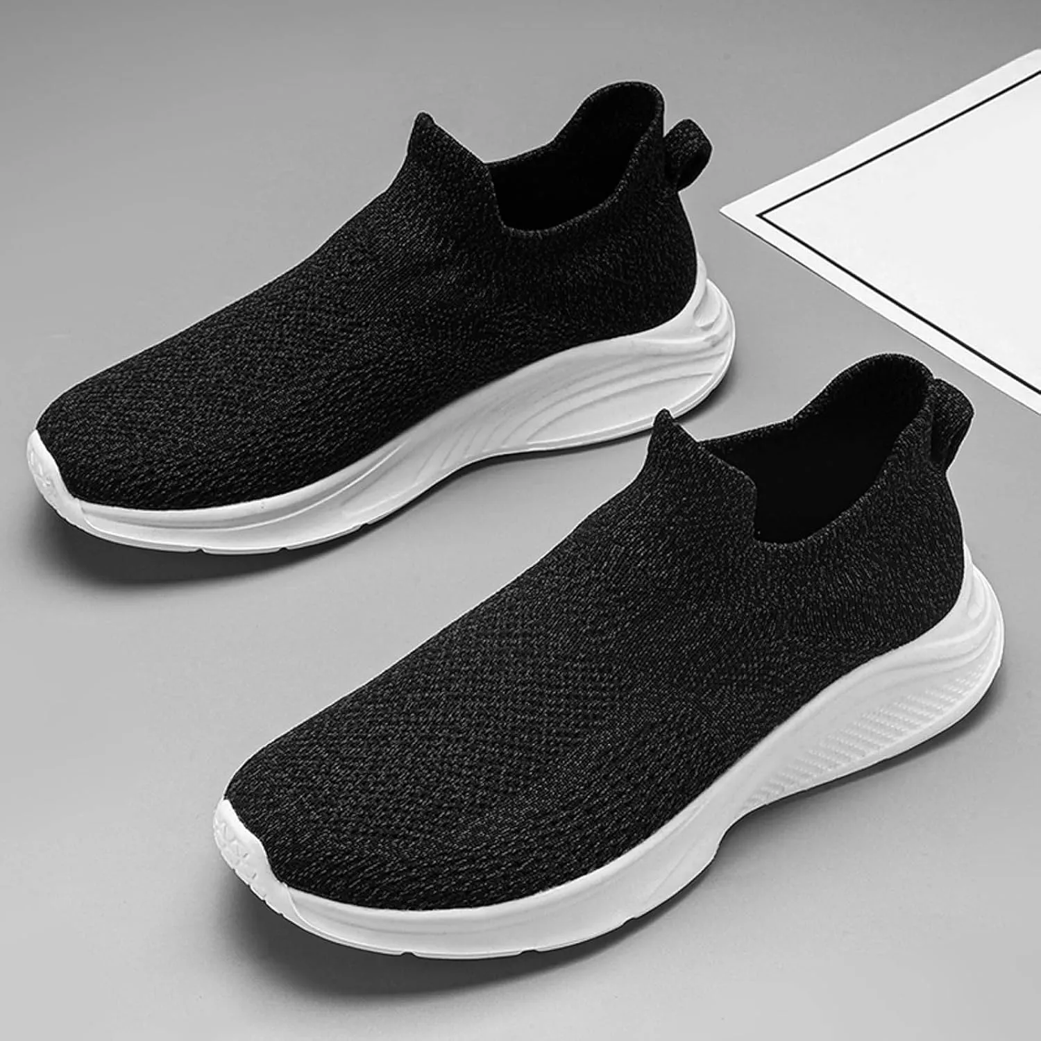 Men Sports Shoes Fashionable New Pattern Simple and Pure Color Comfortable Mesh Breathable and Sneaker for Men