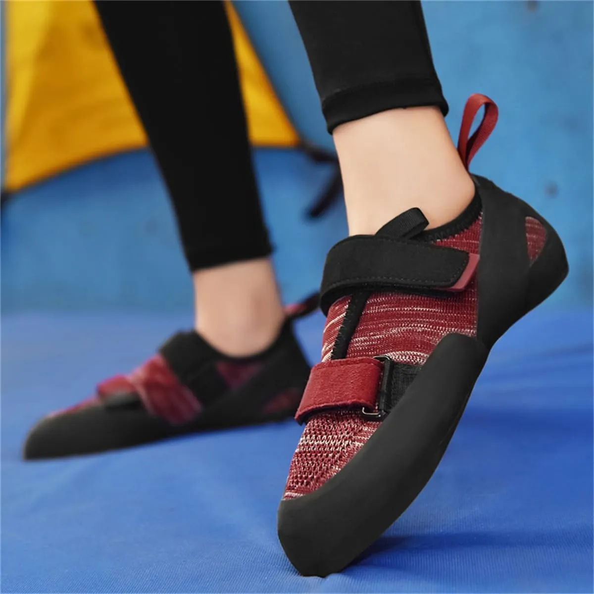 Men Women Rock Climbing Sneakers Beginners Kids Indoor Wall Climbing Shoes Non Slip Bouldering Athletic Shoes