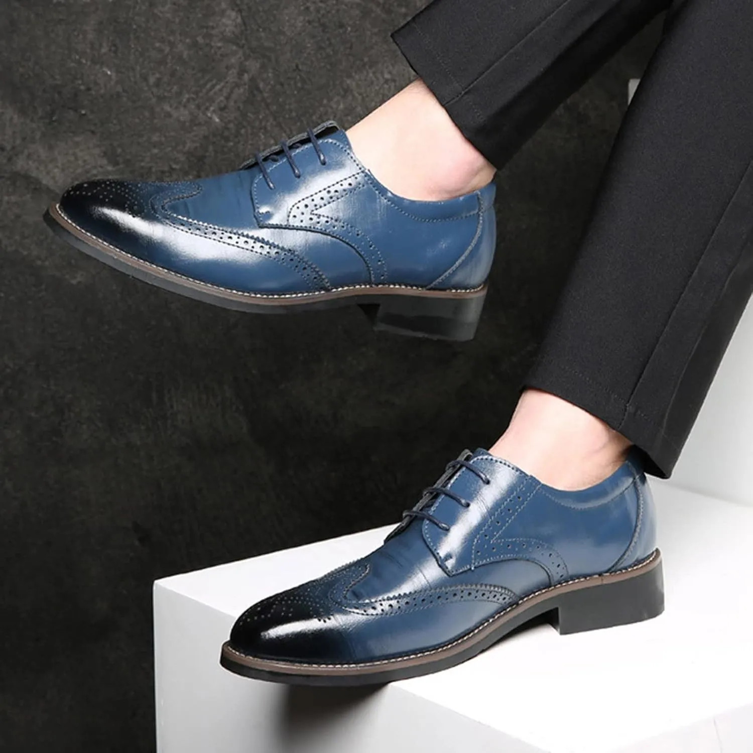 Men's Breathable Oxfords Shoes Casual Wingtip Oxfords Men Arch Support Walking Leather Shoes Supple Business Formal Shoe Retro Dress Brogues Low Heel Lace Up Moatto Leather Derby Shoe