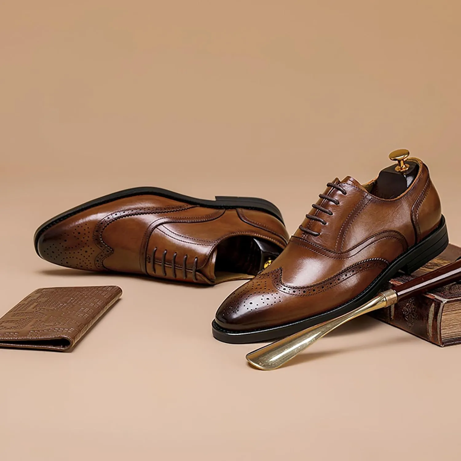 Men's Business Casual Dress Shoes Classic Wingtip Lace-Up Brogues Modern Formal Leather Oxfords