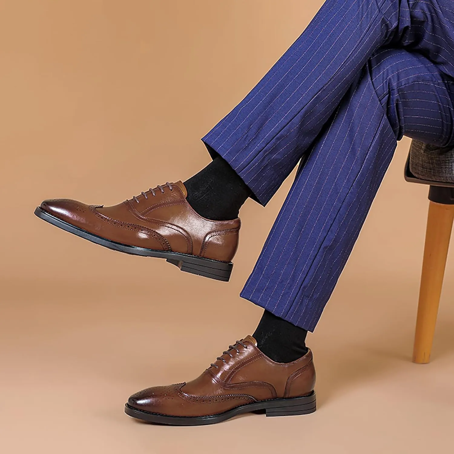 Men's Business Casual Dress Shoes Classic Wingtip Lace-Up Brogues Modern Formal Leather Oxfords