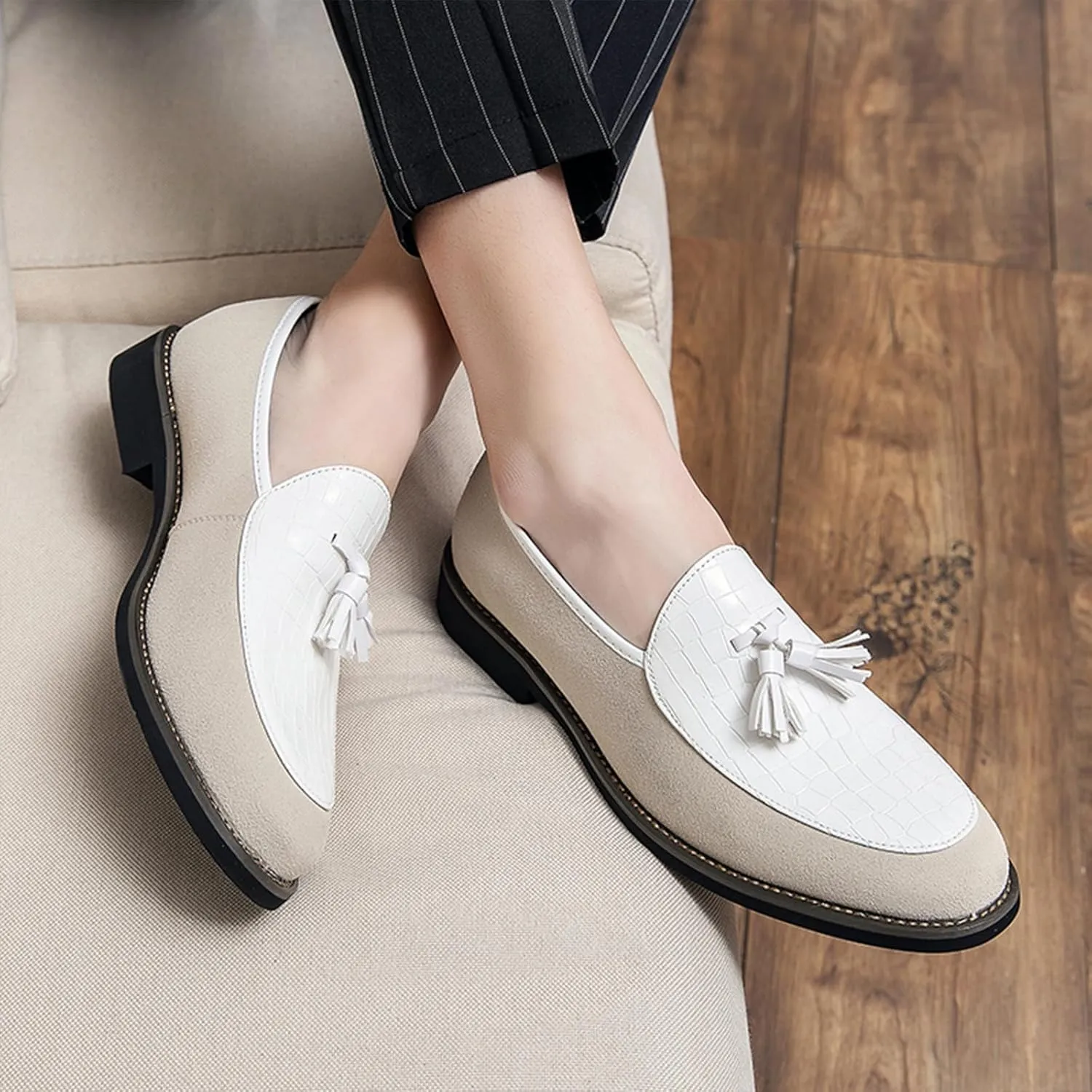 Men's Classic Leather Tassel Low Heel Dress Loafers Comfortable Lightweight Retro Printing Smoking Shoes Anti-Slip Slip-Ons Business Formal Leather Shoes