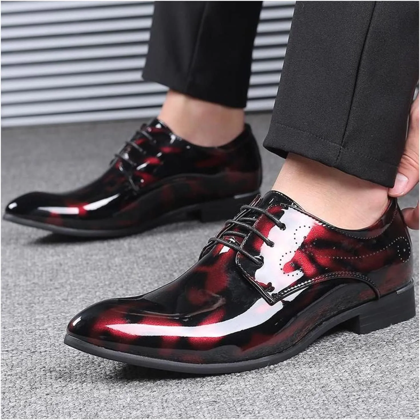 Mens Fashion Floral Patent Derby Shoes Lace Up Formal Business Shoes Pointed Toe Shiny Flat Dress Shoes for Men