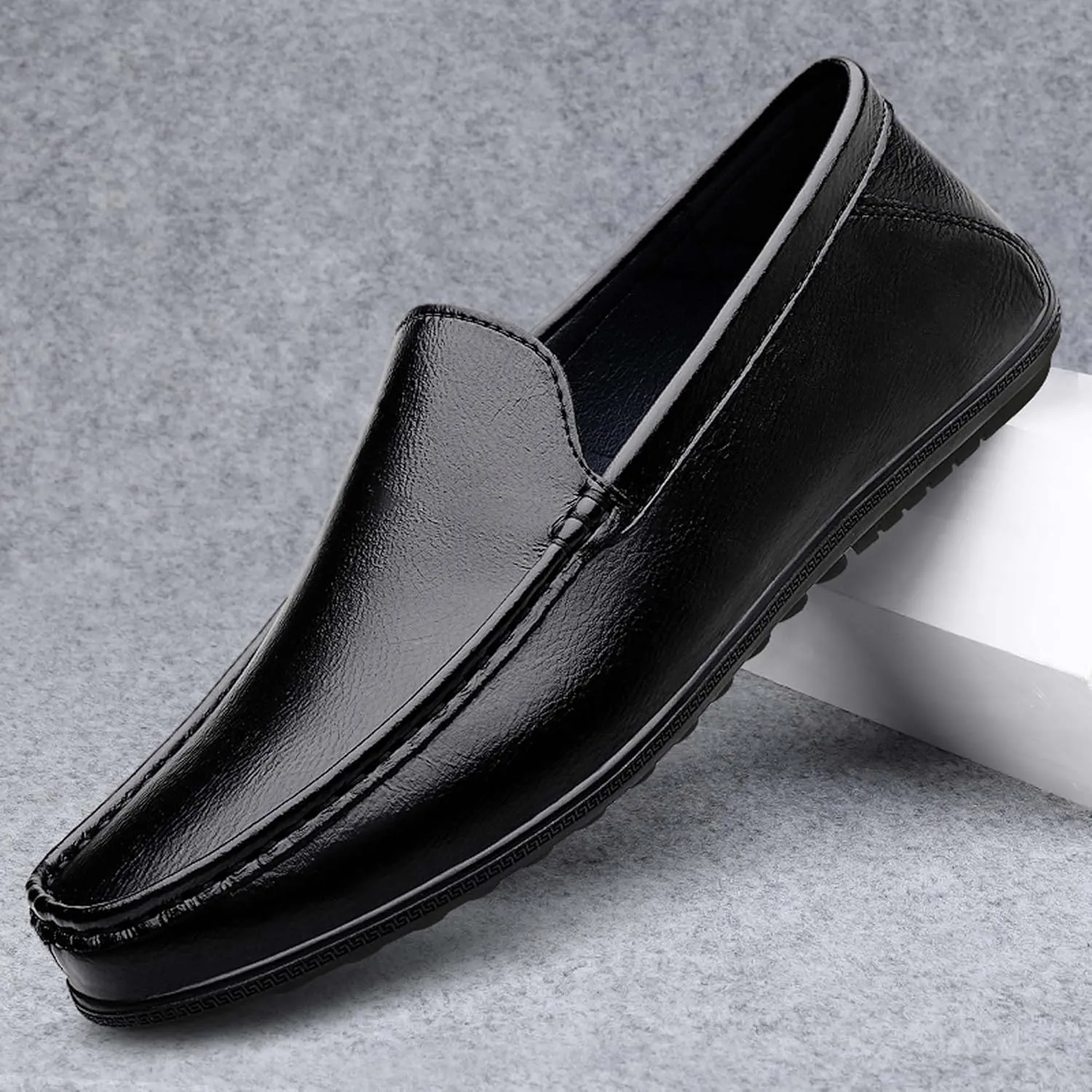 Men's fashion penny loafers, premium leather men's casual shoes, flat business casual shoes, walking shoes, non-slip driving shoes, soft and comfortable, heel wear-resistant, suitable for all seasons.