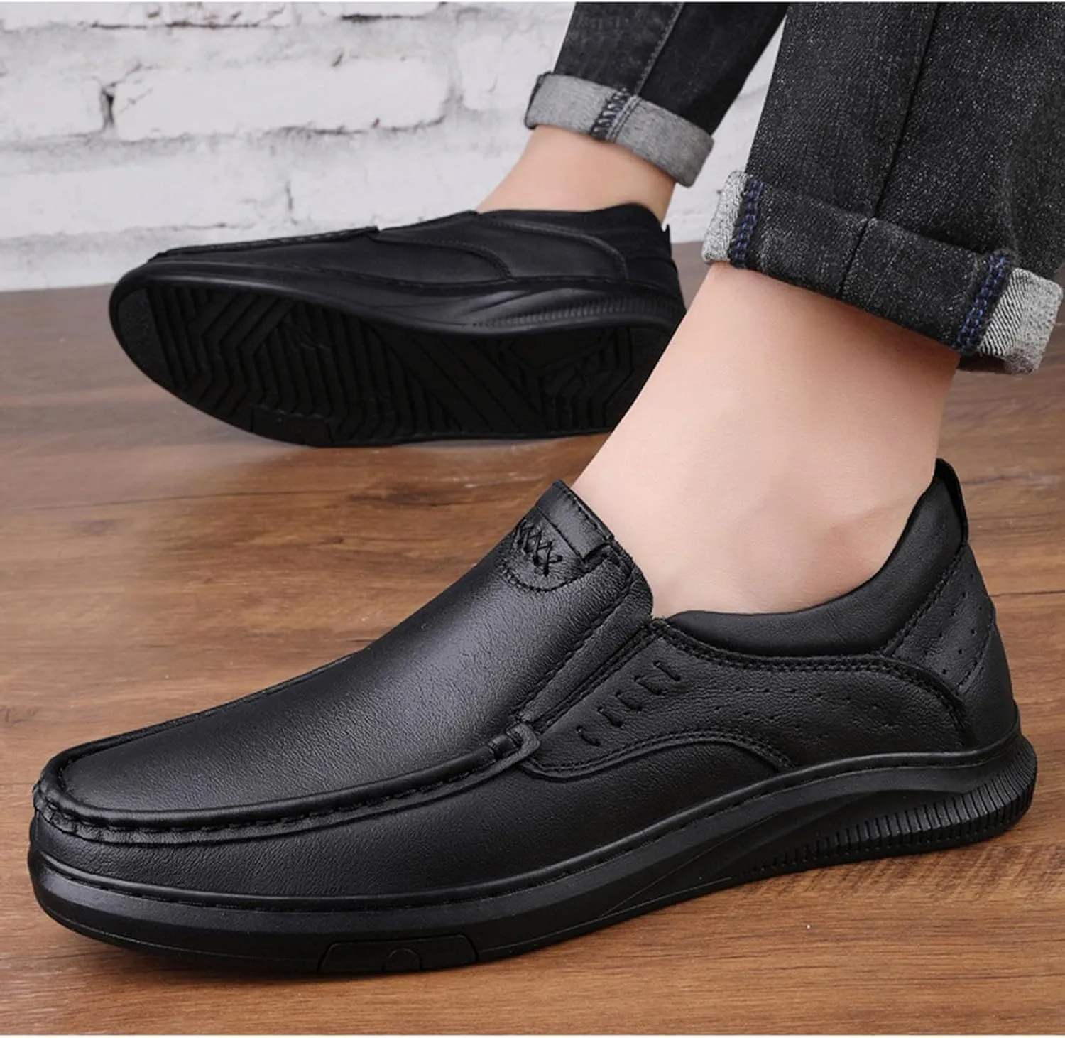 Men's Formal Leather Soft Soled Driving Loafers Business Comfort Soft Penny Classic Moccasins Hand Stitched Casual Leather Shoes