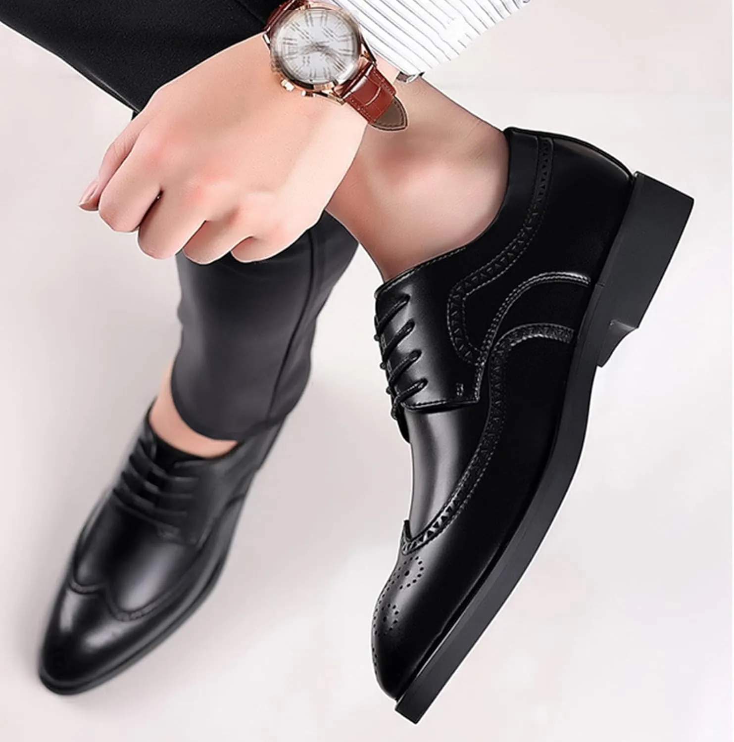 Mens Lace-Up Shoes, Pointed Toe Large Size Brogues Leather Shoes Business Casual Derbys Shoes Low Top Office Work Dress Shoes Wedding Loafers