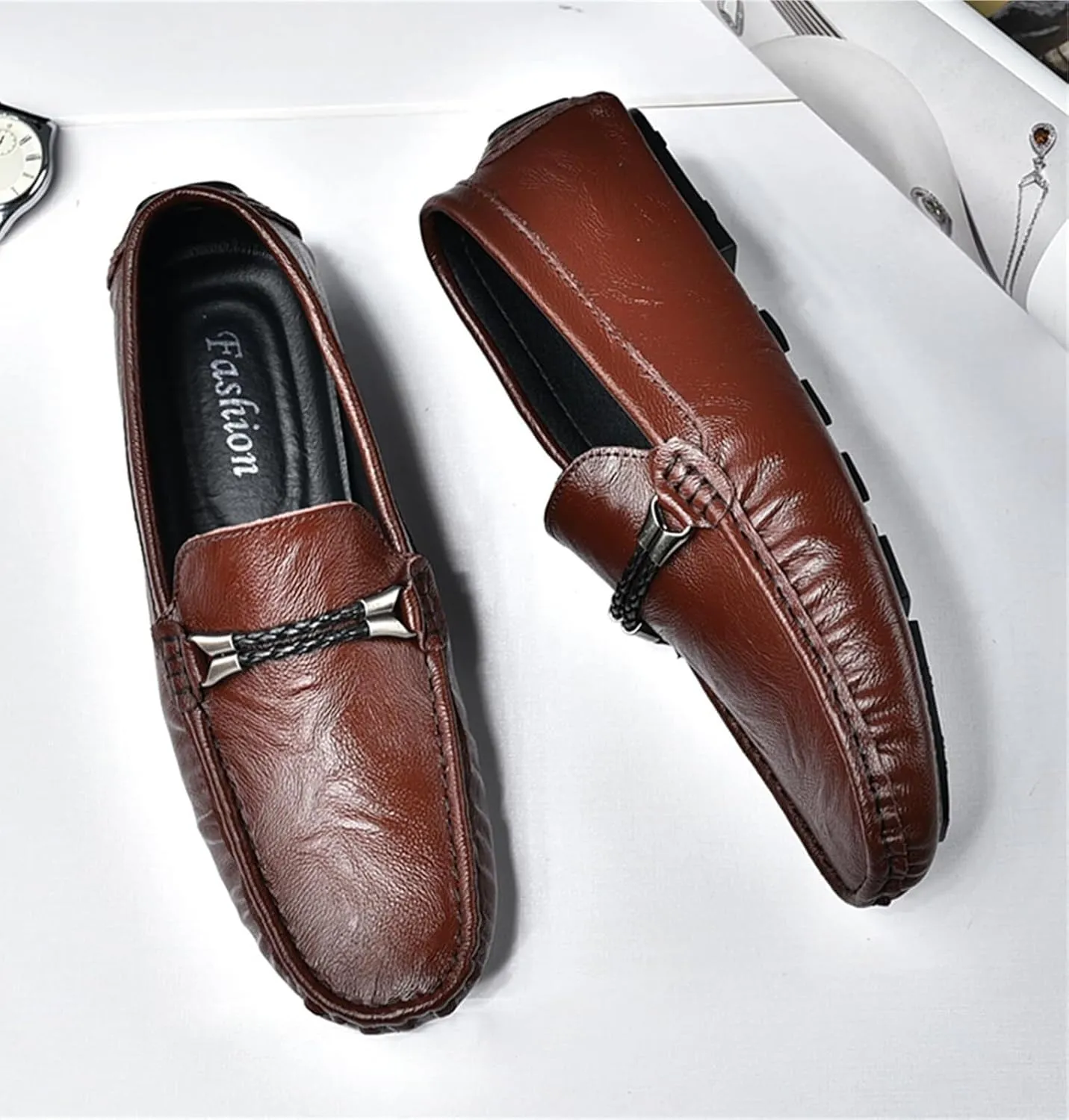 Men's Leather Loafers Business Casual Dress Shoes Comfortable Round Toe Walking Flat Shoes Breathable Slip On Driving Boat Shoes for Men