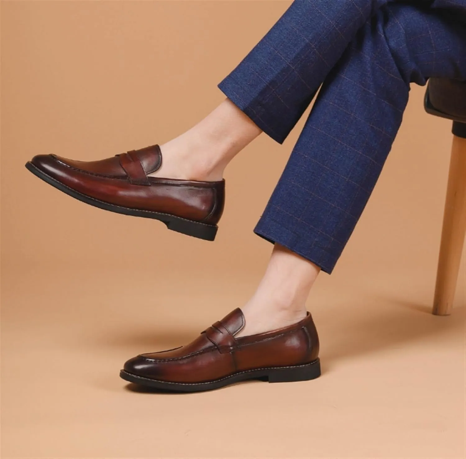 Men's Loafers Shoes Comfort Casual Slip-on Loafer Shoe Business Dress Penny Shoes Outdoor Casual Formal Leather Shoes for Office Work Walking