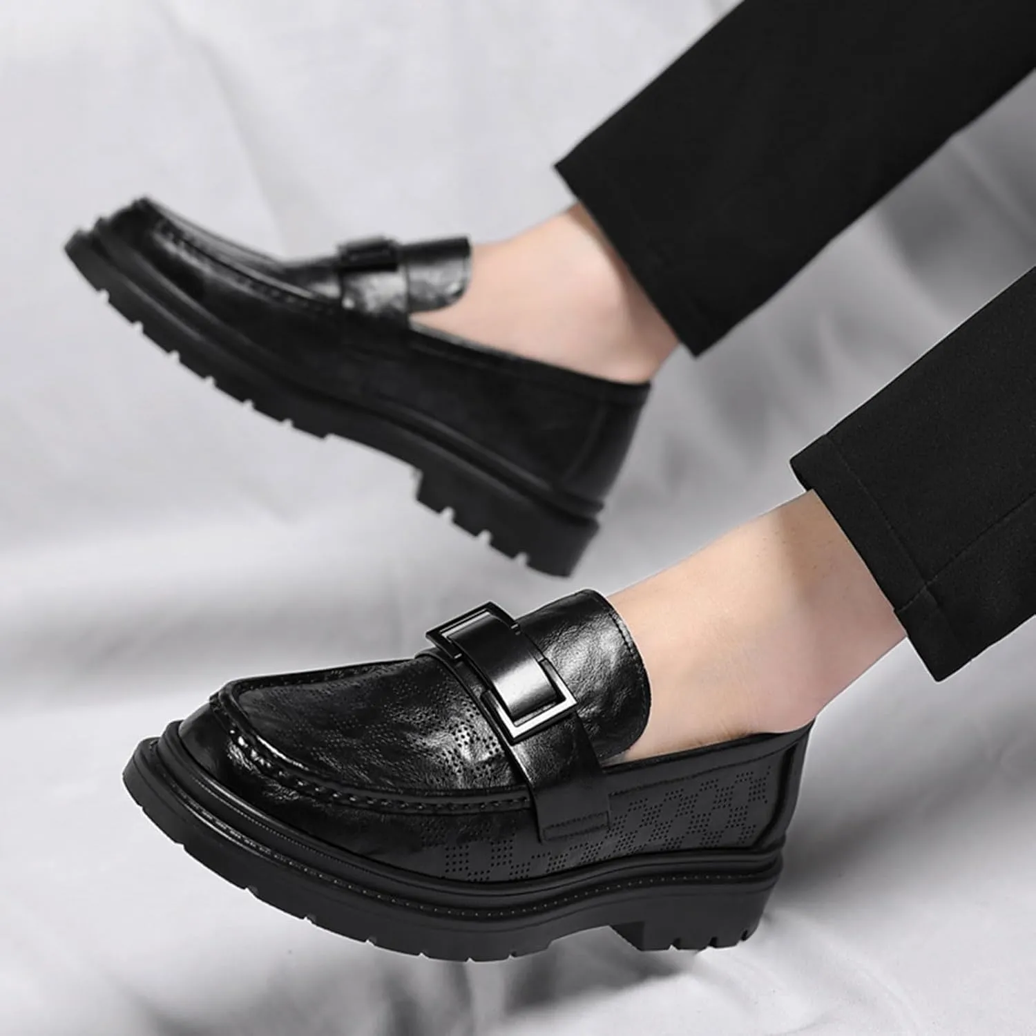 Men's Oxfords Breathable Dress Shoes Business Oxford Shoes Fashion Slip-On Round Toe Classic Modern Formal Leather Shoes Casual Loafers