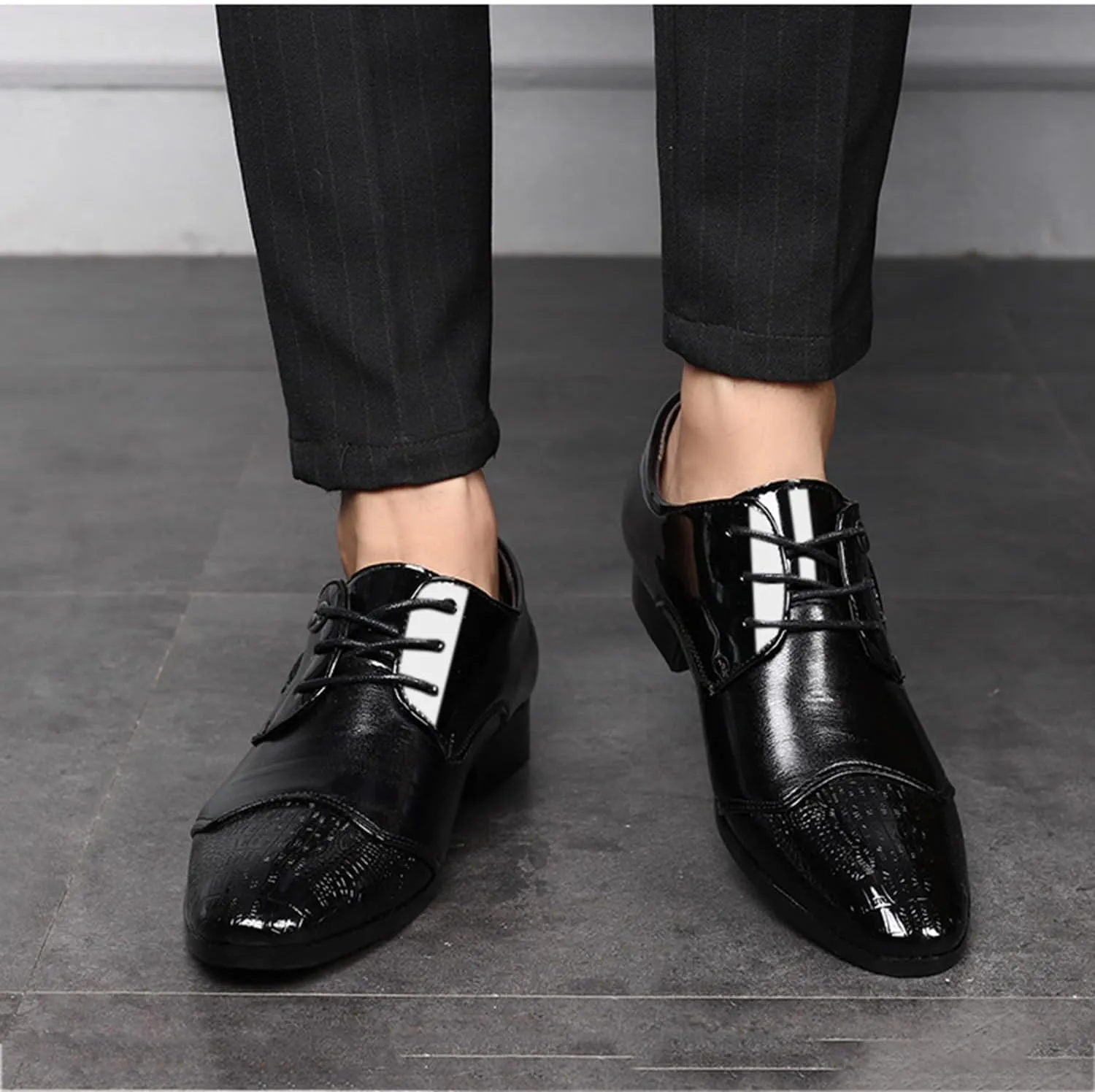 Men's Oxfords Fashion Patchwork Patent Leather Pointed Toe Shoes Formal Business Derbys Office Work Dress Shoes