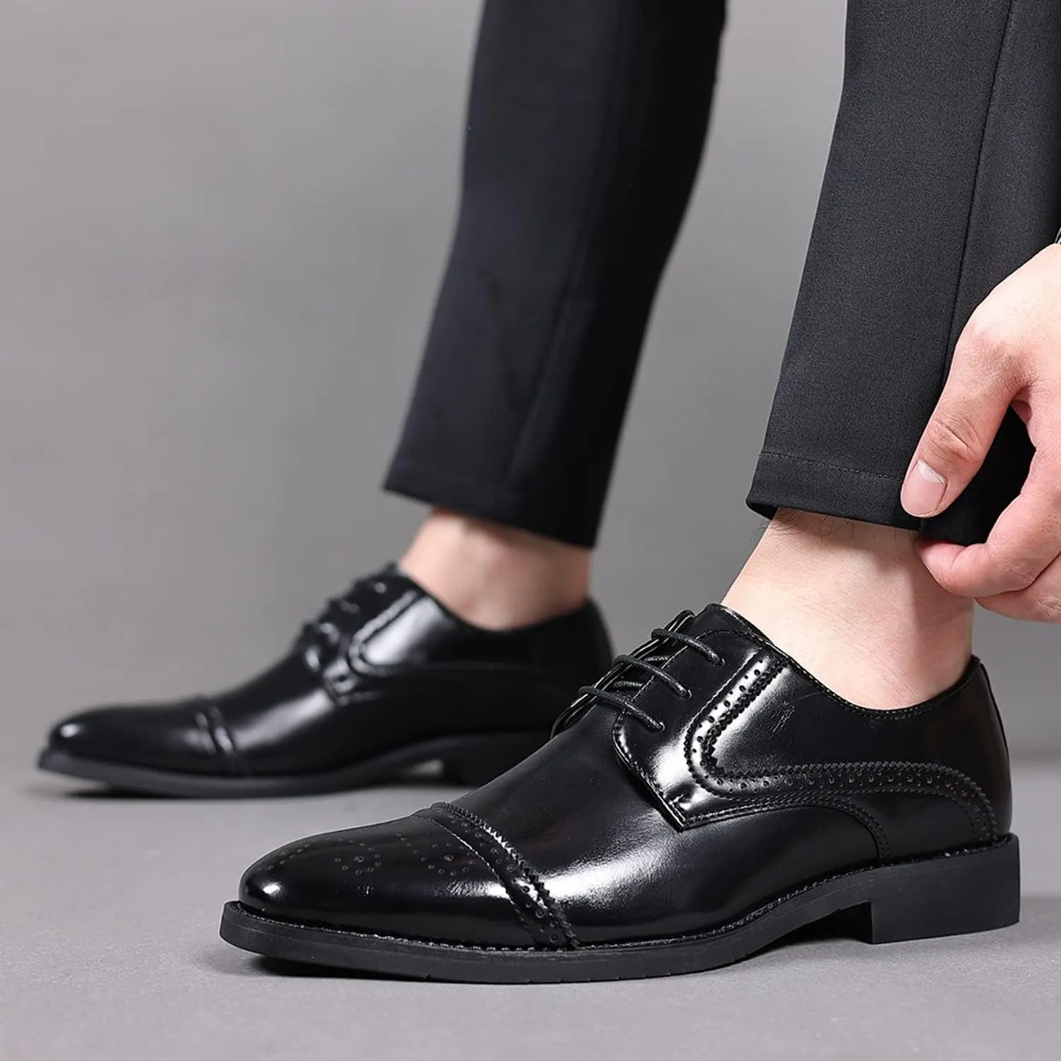 Men's Oxfords Lace Up Casual Dress Shoes Classic Brogue Derbys Formal Modern Business Shoes for Office Work