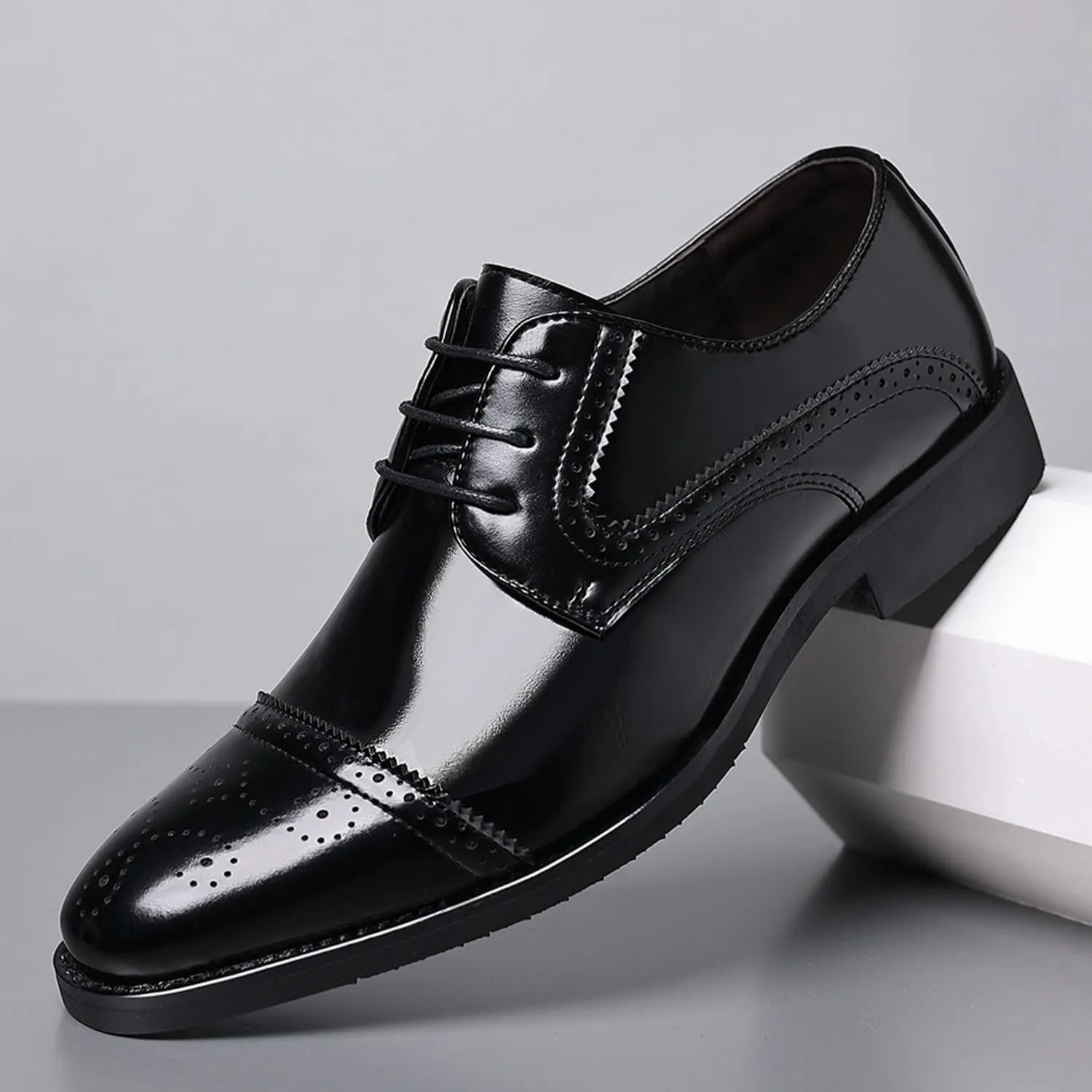 Men's Oxfords Lace Up Casual Dress Shoes Classic Brogue Derbys Formal Modern Business Shoes for Office Work