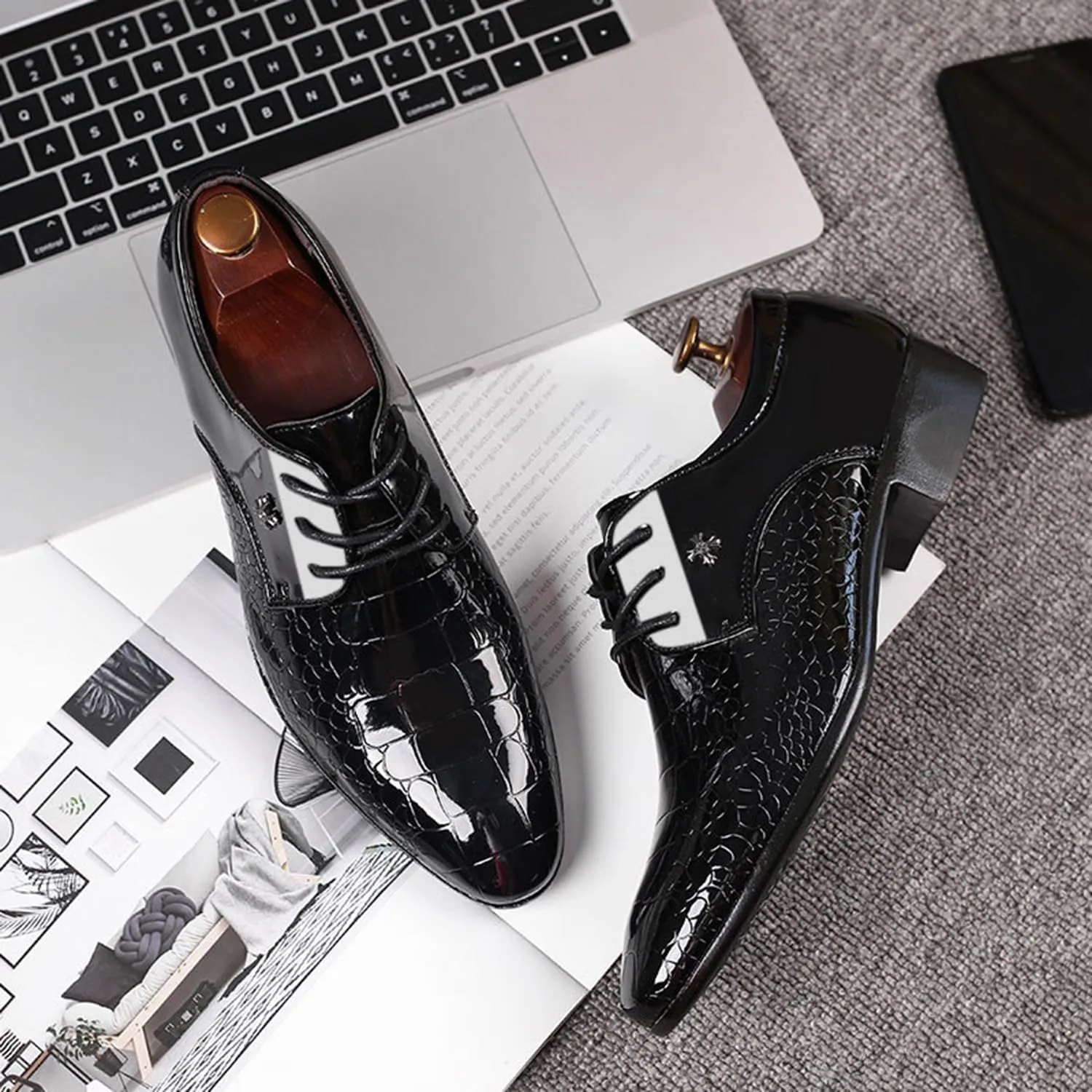 Men's Patent Leather Oxford Formal Business Dress Shoes Lace Up Derby Shoes Pointed Toe Shiny Flat Suit Tuxedo Shoes
