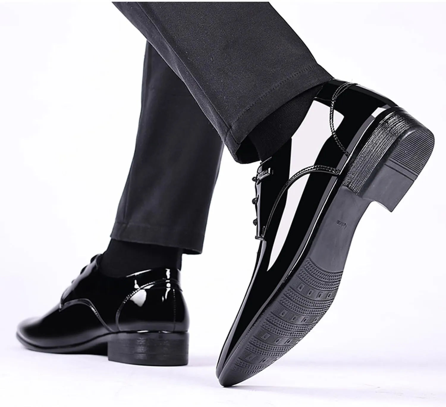 Men's Patent Leather Tuxedo Dress Shoes Classic Oxfords Lace-up Formal Business Shoes for Office Work Daily