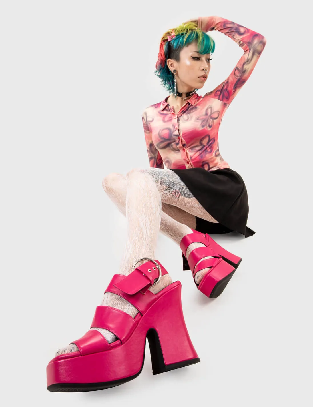 Mentally Wired Platform Sandals