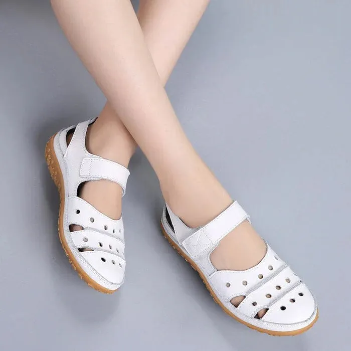 NEW Líli Breathable Orthopedic Sandal ultra soft & bendable, make great indoor shoes, White, Sz 35 (5), Retails $45