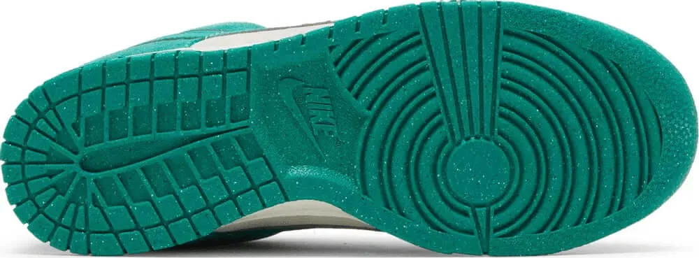 Nike Dunk Low SE 85 'Neptune Green' (W)