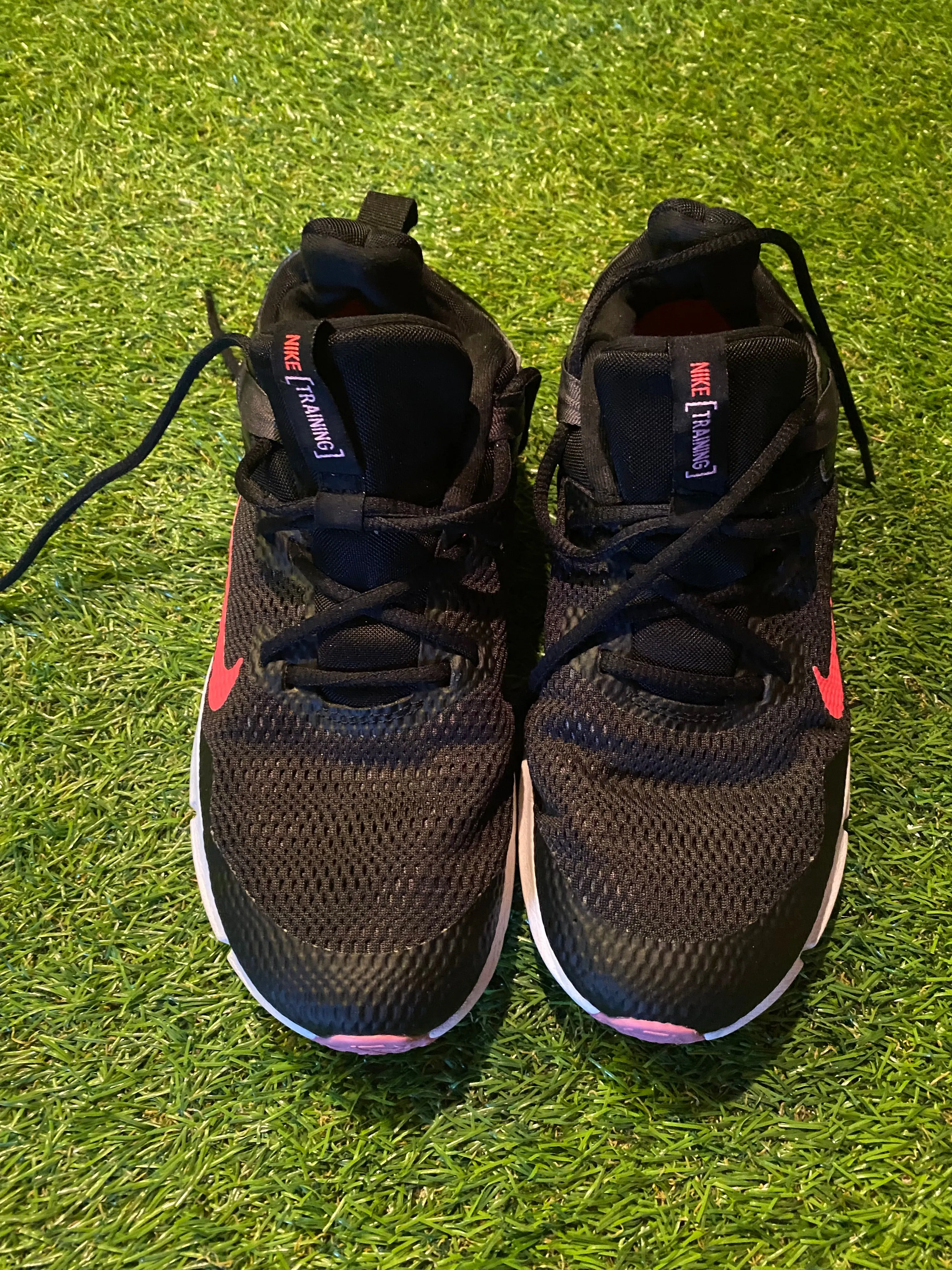 Nike Training Adult Womans Females Trainers Sneakers UK Size 6.5 EU Size 40.5